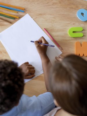 boy-having-occupational-therapy-session-with-psychologist
